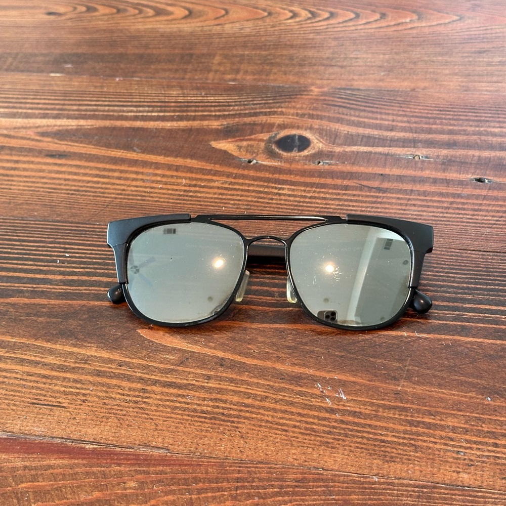 Quay Australia Black Sunglasses with Silver Mirrored Lenses